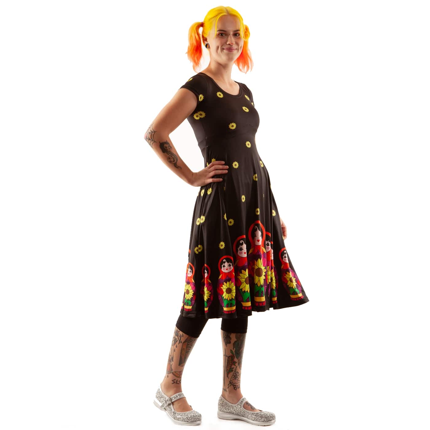 Nesting Babette Tea Dress by RainbowsAndFairies.com (Nesting Dolls - Babushka - Matryoshka - Sunflowers - Dress With Pockets - Rockabilly - Vintage Inspired - Rock & Roll) - SKU: CL_TEADR_BABET_NST - Pic 06